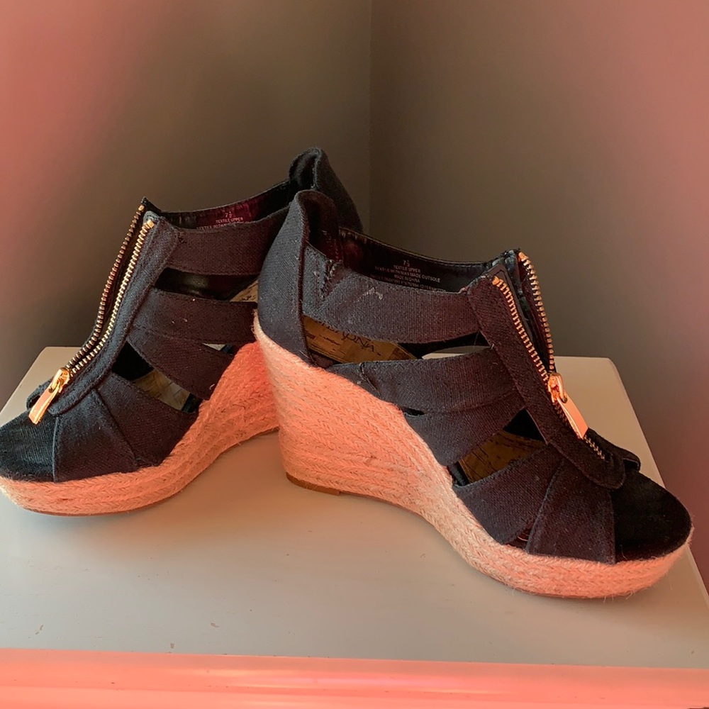 🔥Excellent condition wedge heels🔥